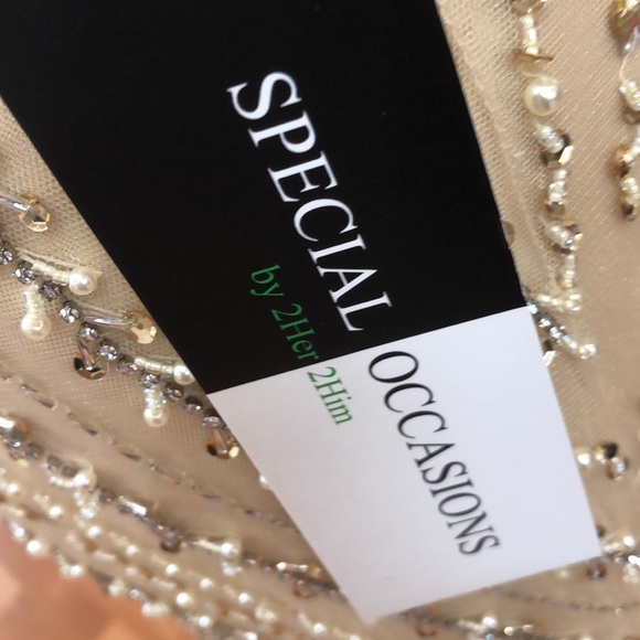 Champagne special occasion dress with faux pearls - Picture 7 of 7